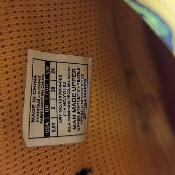 Under Armour cam newton's boys 5.5 youth - Picture 2 of 7